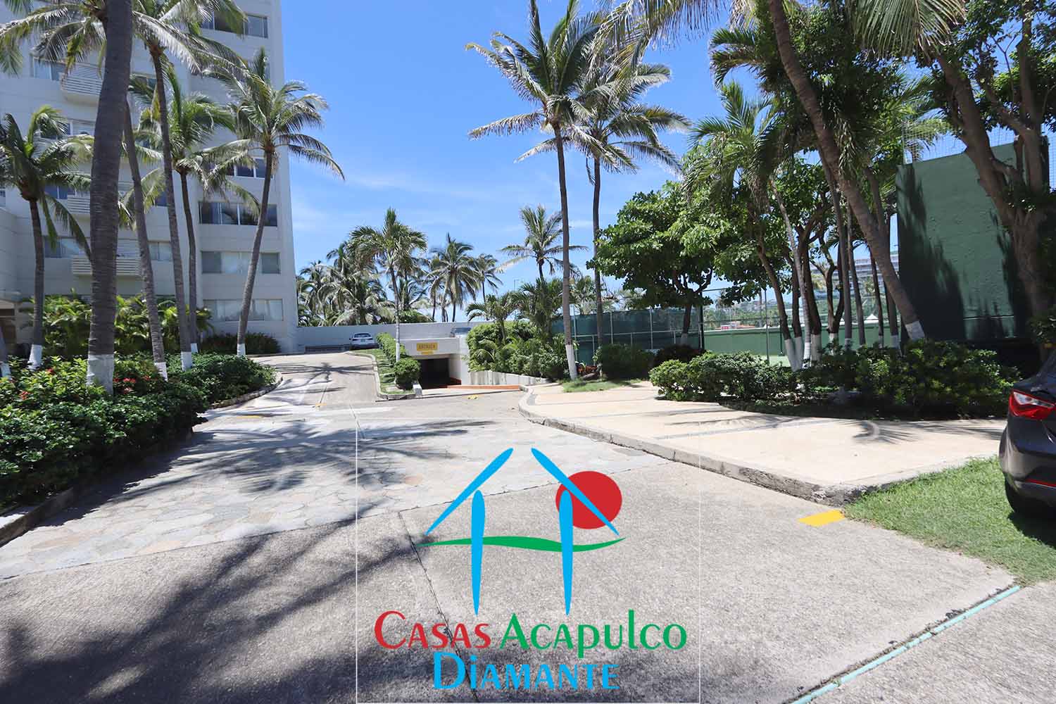 Residencial Playamar - Estacionamiento 3