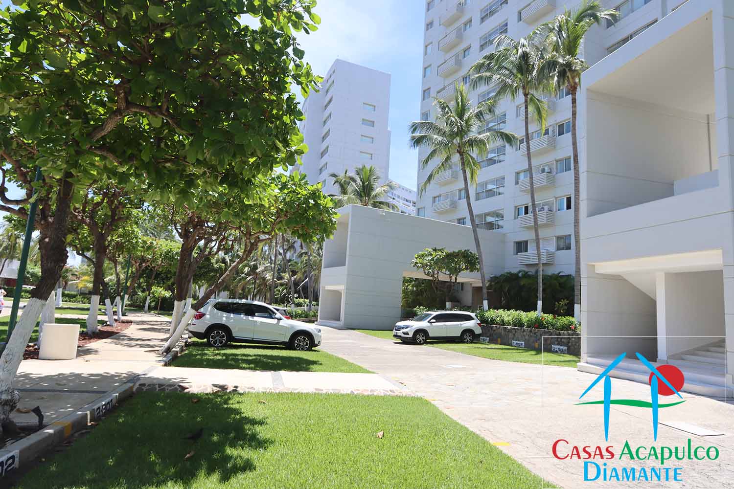 Residencial Playamar - Estacionamiento 7