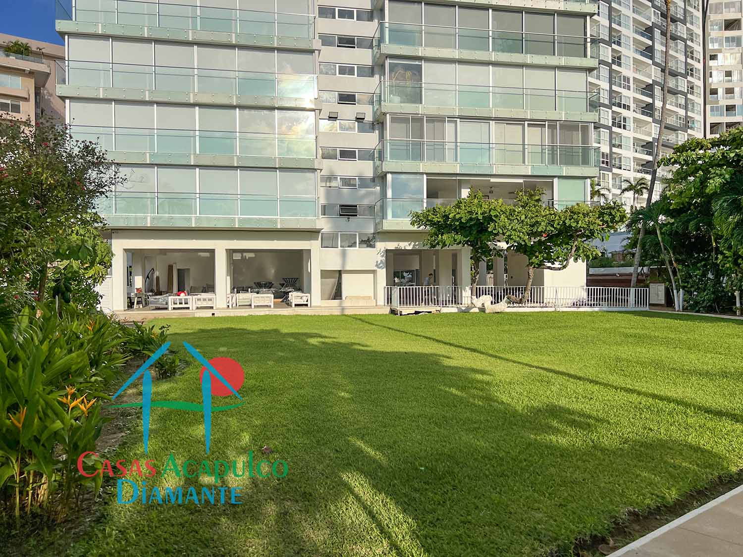 Condominio Goleta - Jardín y terraza 9