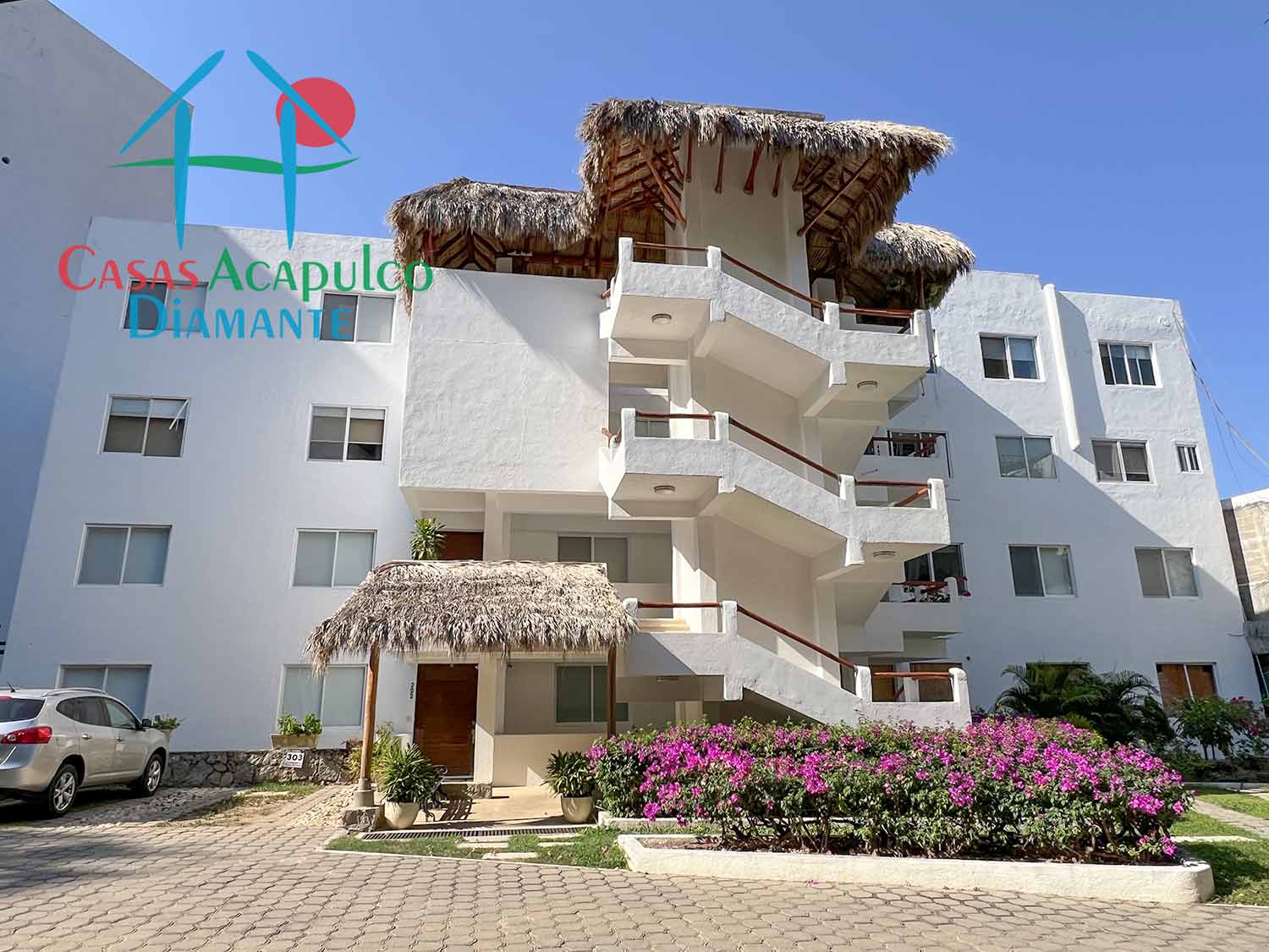 Condominio Brisas Madeiras - Fachada y acceso 1