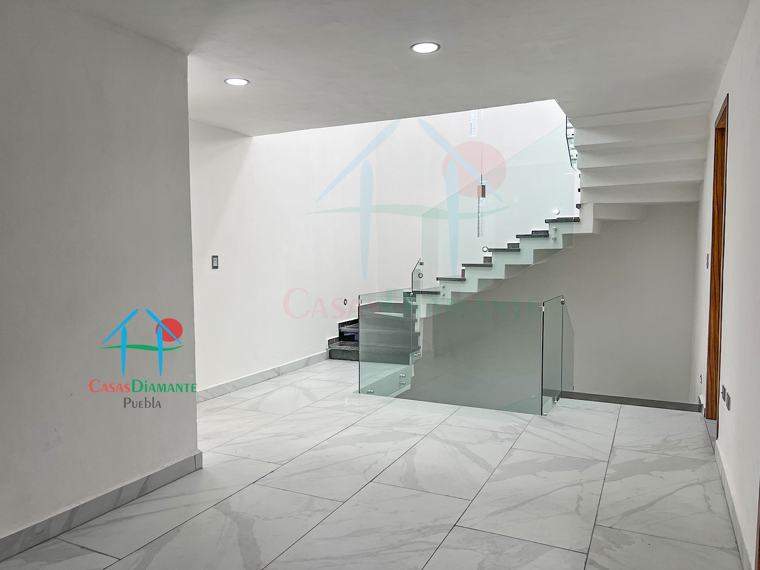 Parque Aguascalientes Casa Palma E - Family Room 4