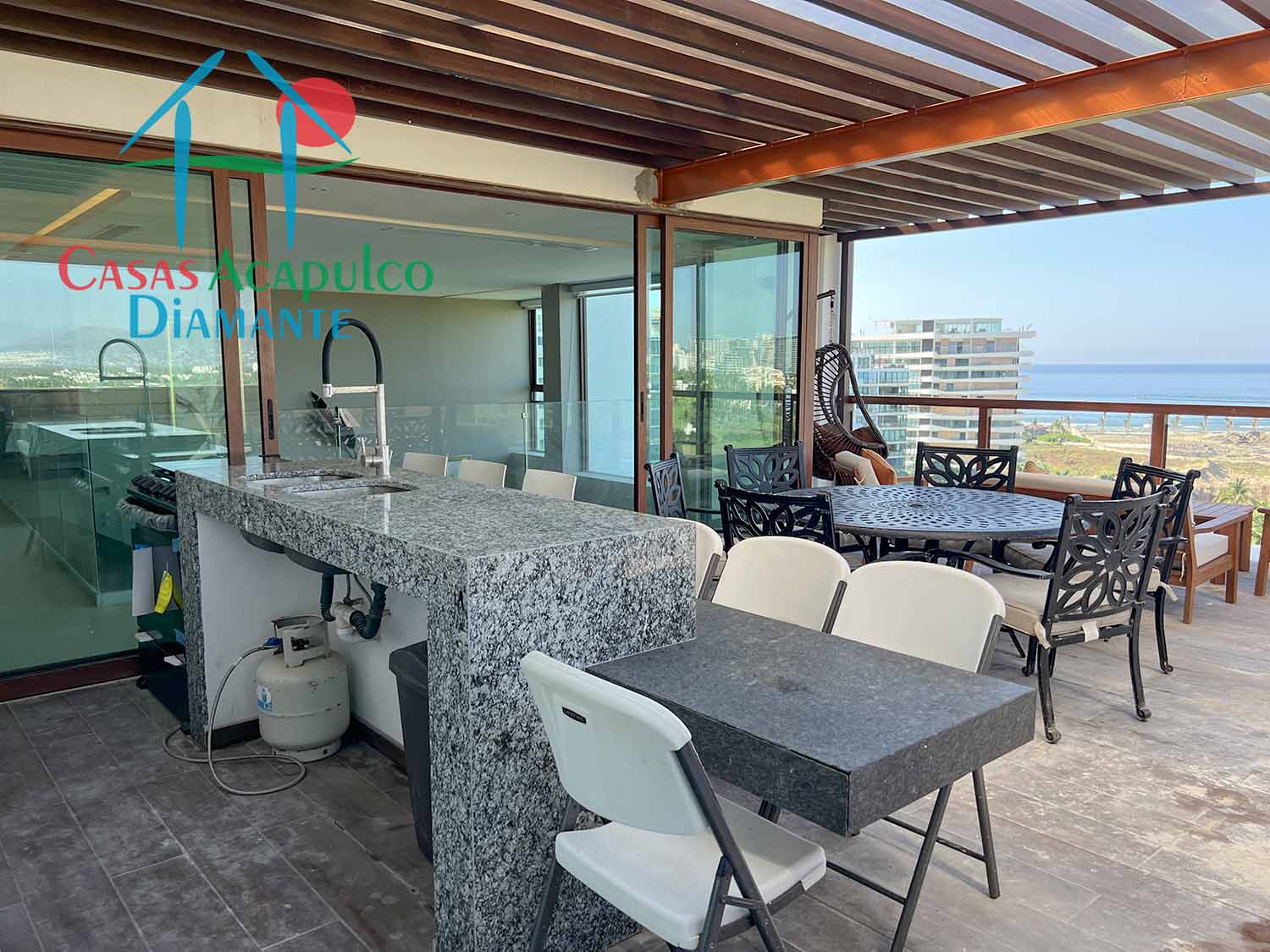 La Isla Fiji PH Y - Roof garden 15