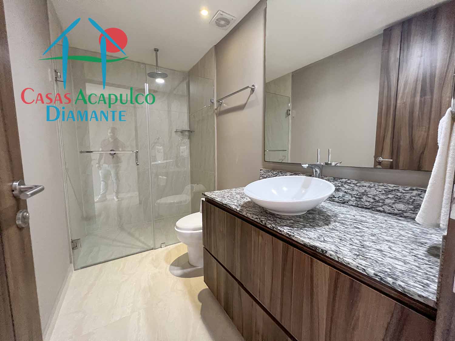 La Isla Emerald G 10 - Baño completo 1