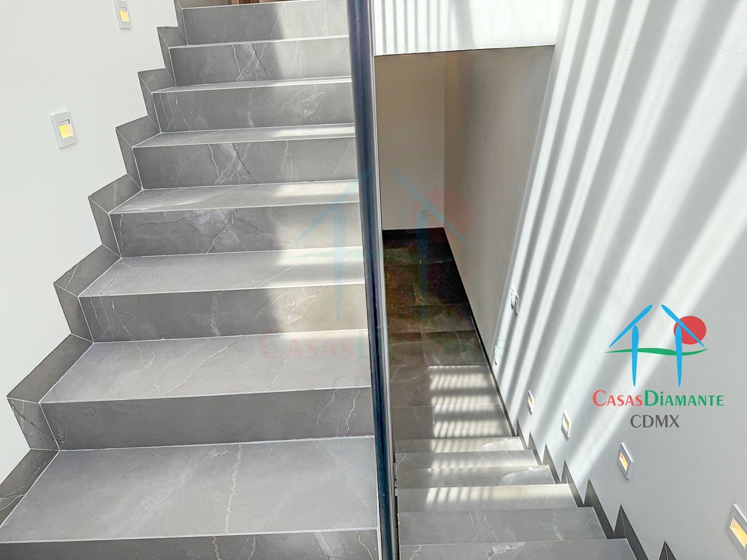 Las Águilas Verdun Casa E - Escaleras 2