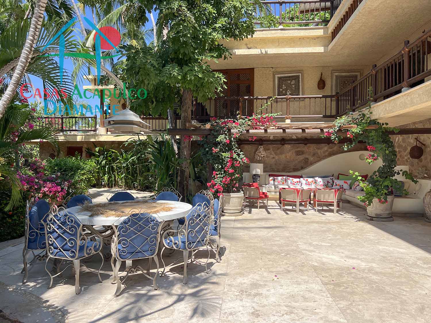 Brisas Guitarrón Villa Karin - Desayunador 1