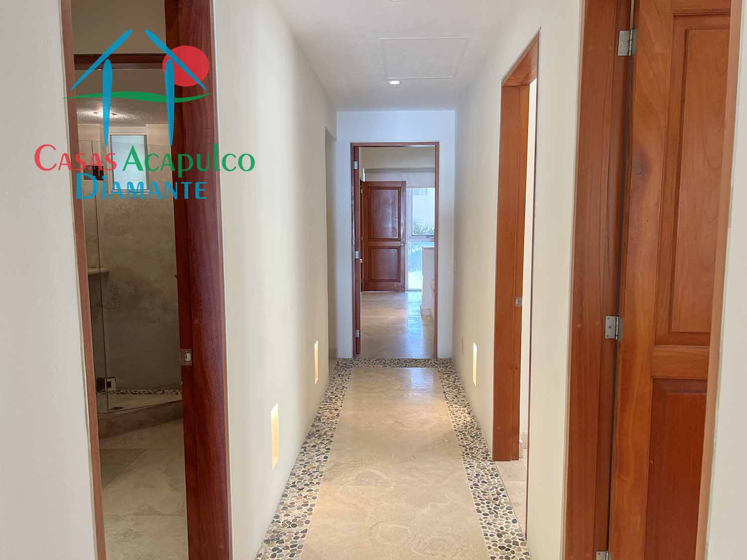 La Perla 402 - Pasillo recámaras 2