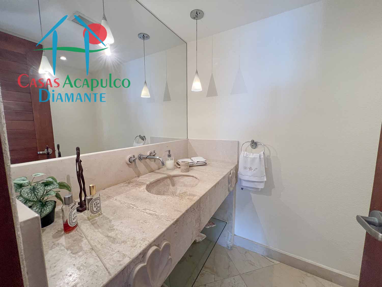 Playamar Diamante T4 1202 - Baño de visitas 1