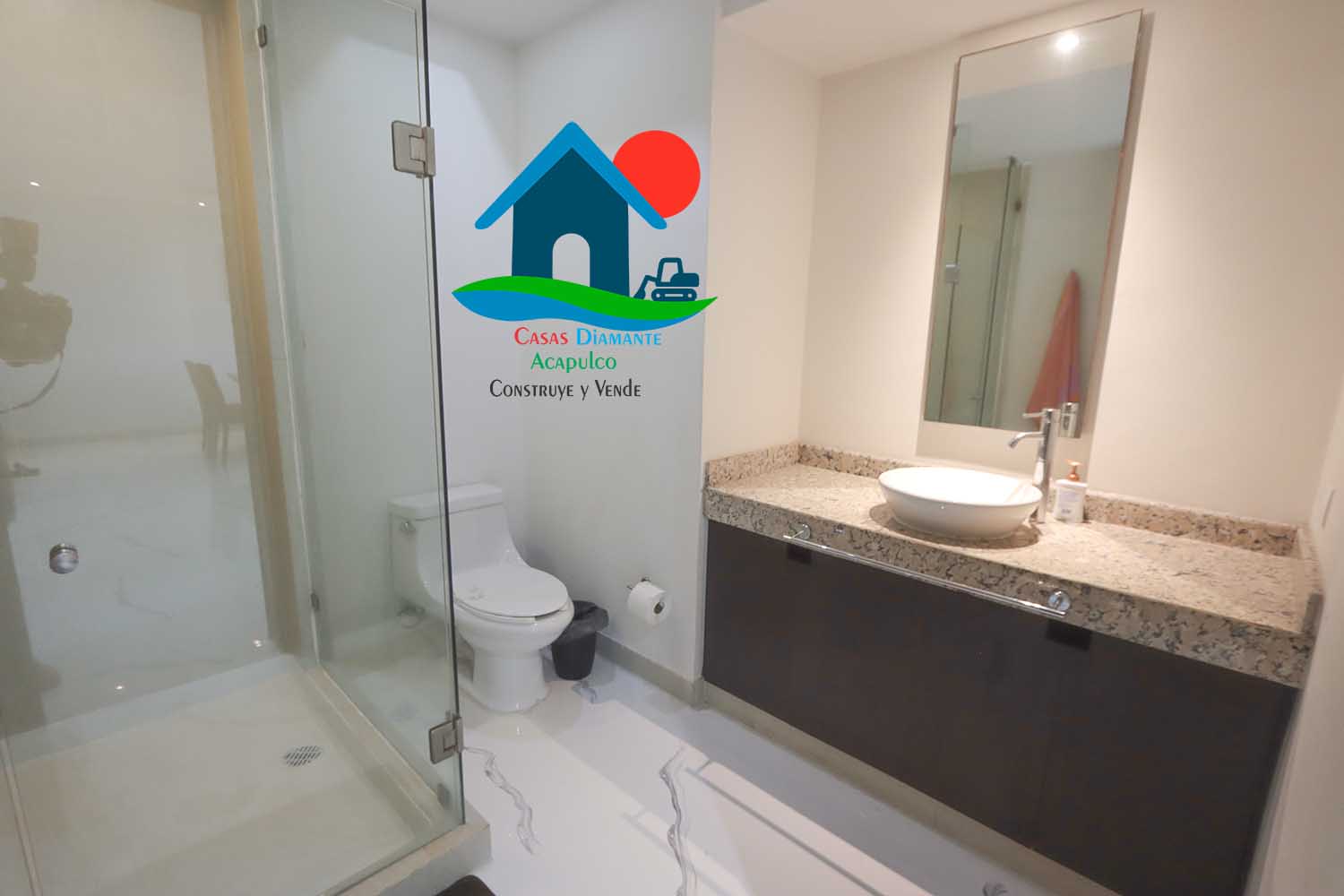 La Isla Gran Caimán 804 - Baño completo 1