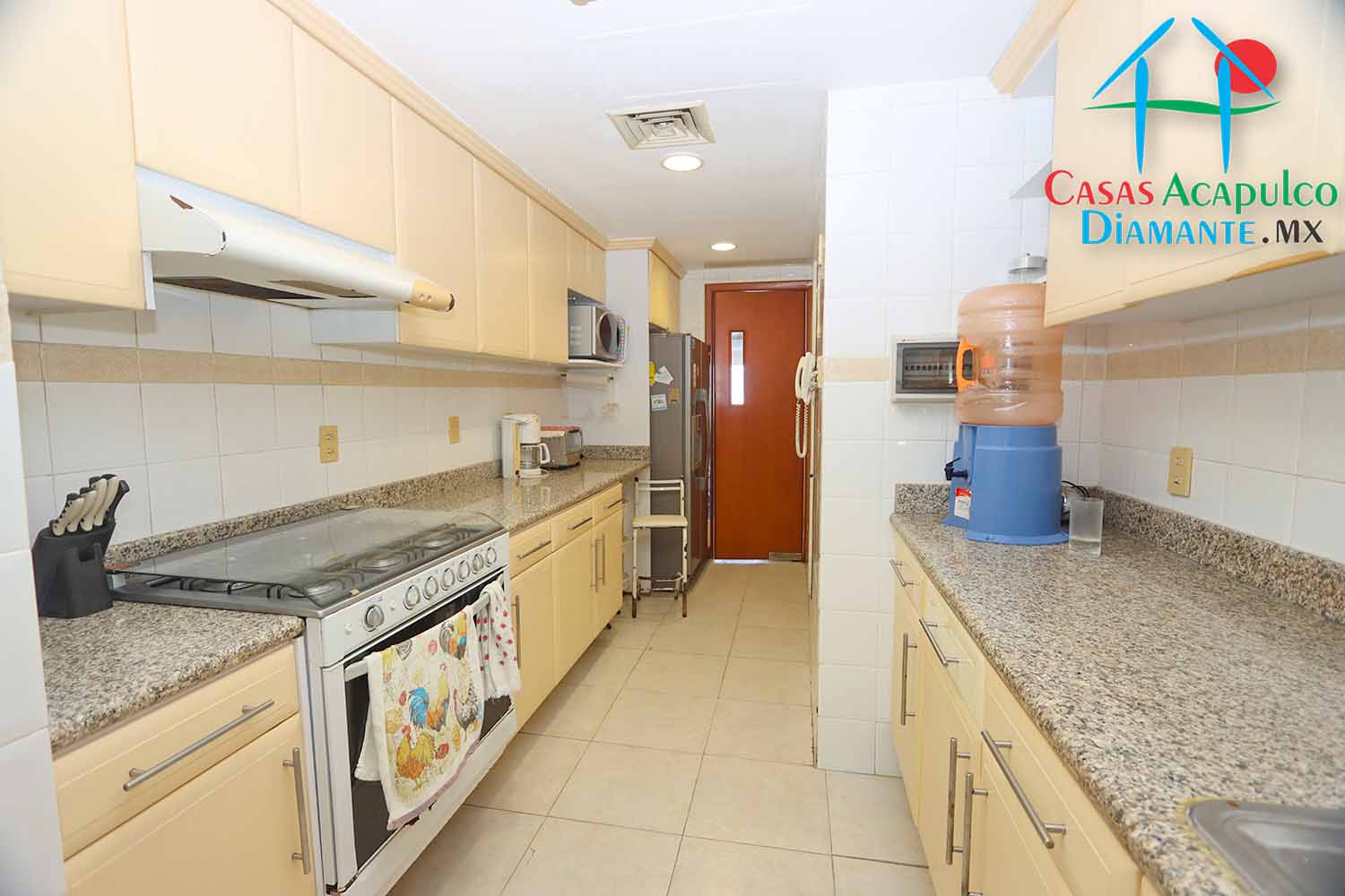 Costa Victoria 1000 1902 - Cocina 1
