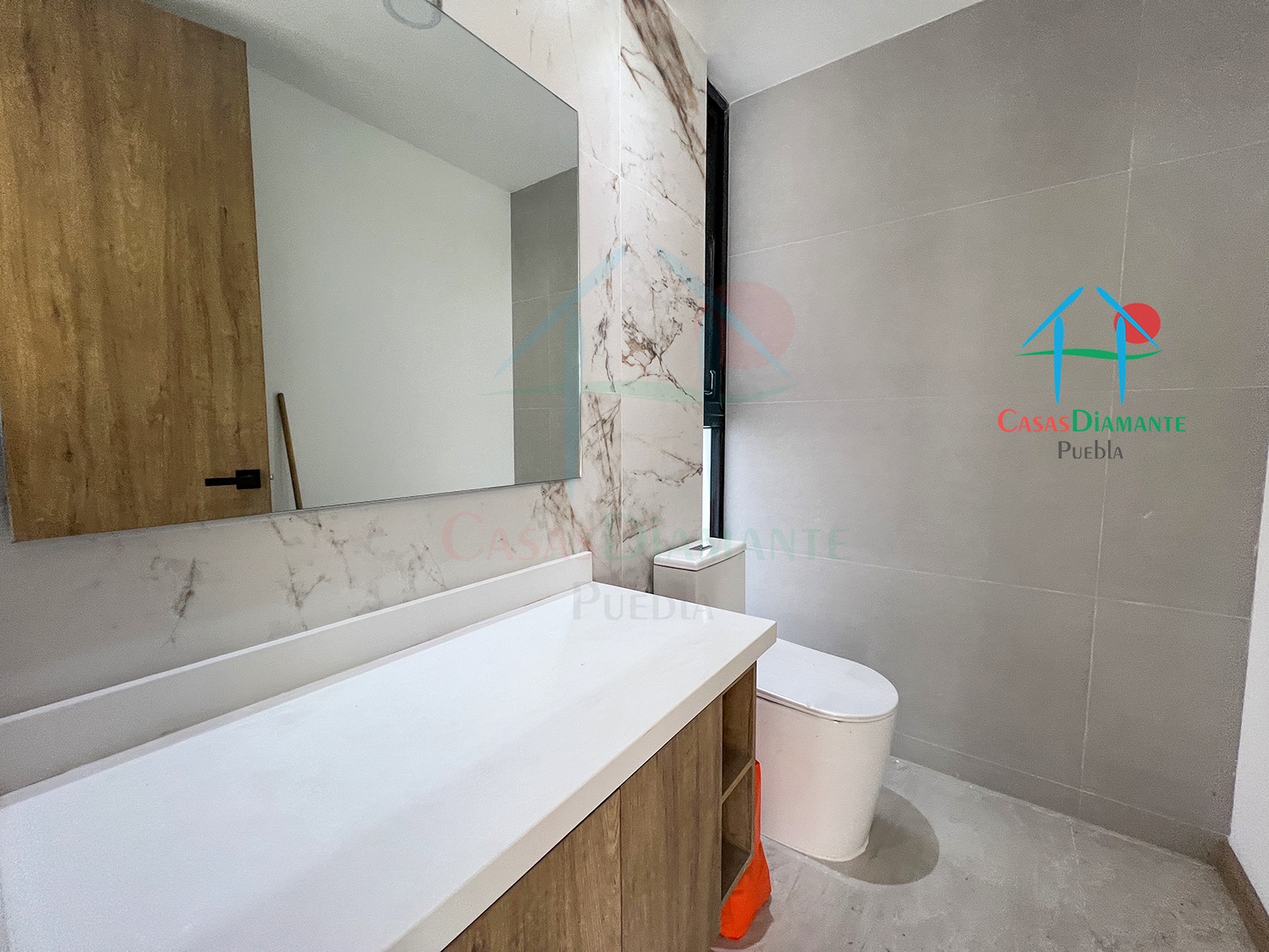 Punta Cascatta Casa Obsidiana - Baño de visitas 1