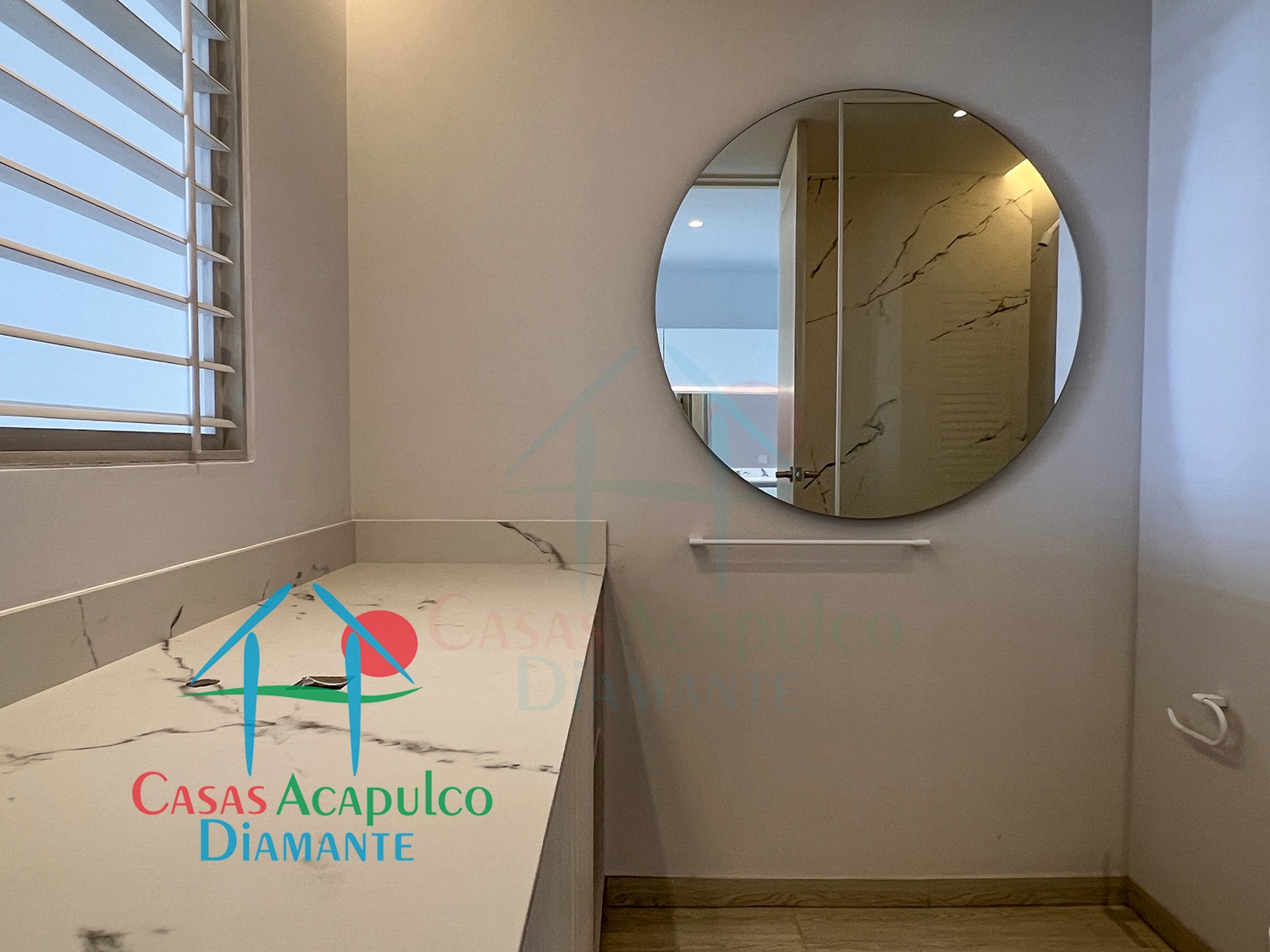 Elcano B2 - Baño 1