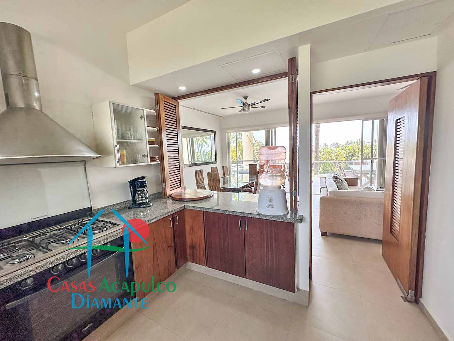 Pacífico Diamante Quilla 102 - Cocina 4
