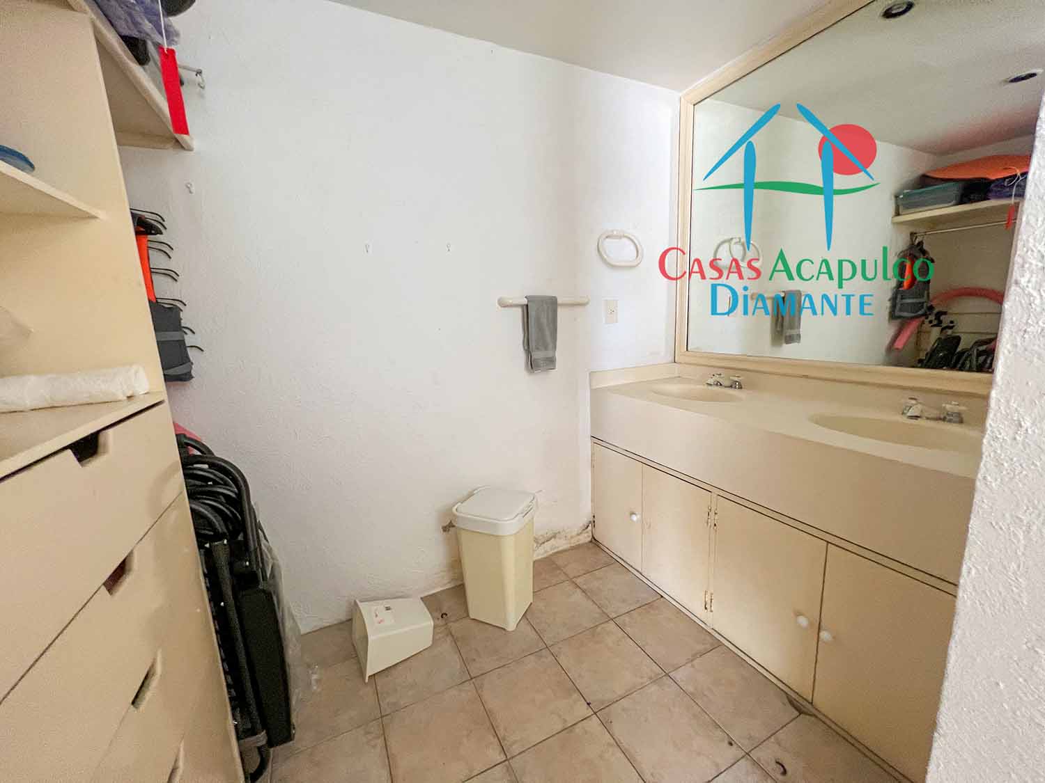 Brisas Diamante suite 74 - Baño 1