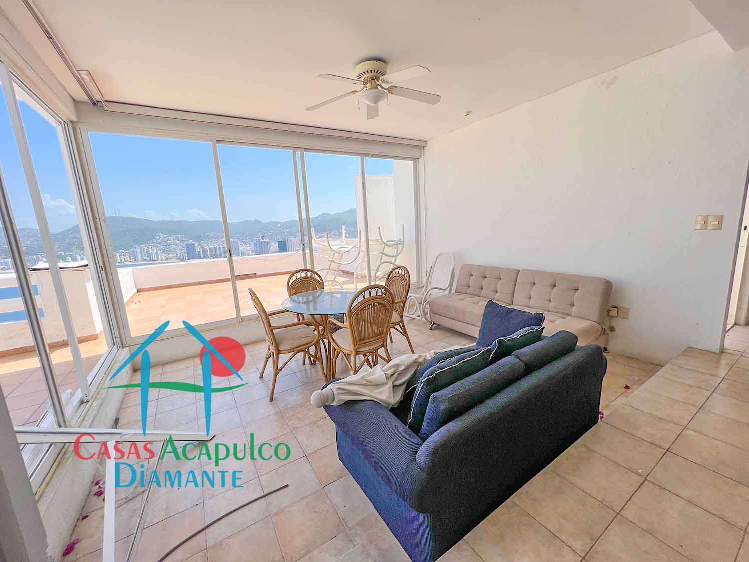 Brisas Diamante suite 74 - Sala comedor 1