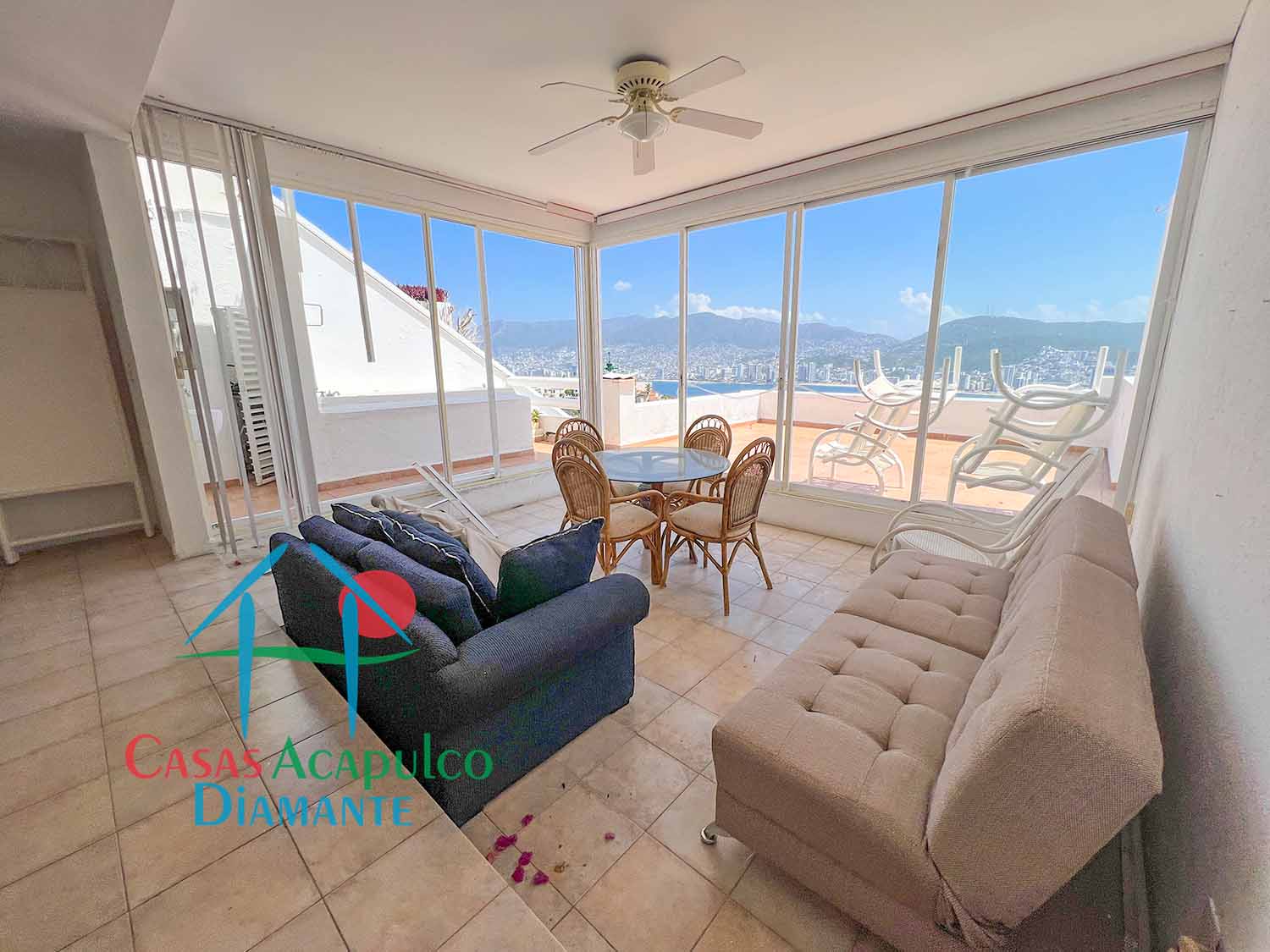 Brisas Diamante suite 74 - Sala comedor 3