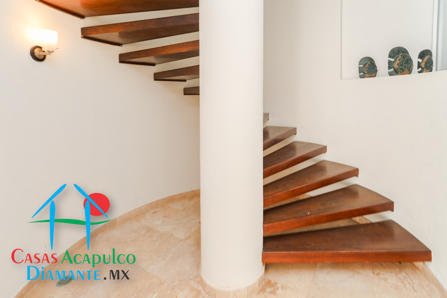 Villas Xel-Ha 45 - Escaleras y pasillo 1