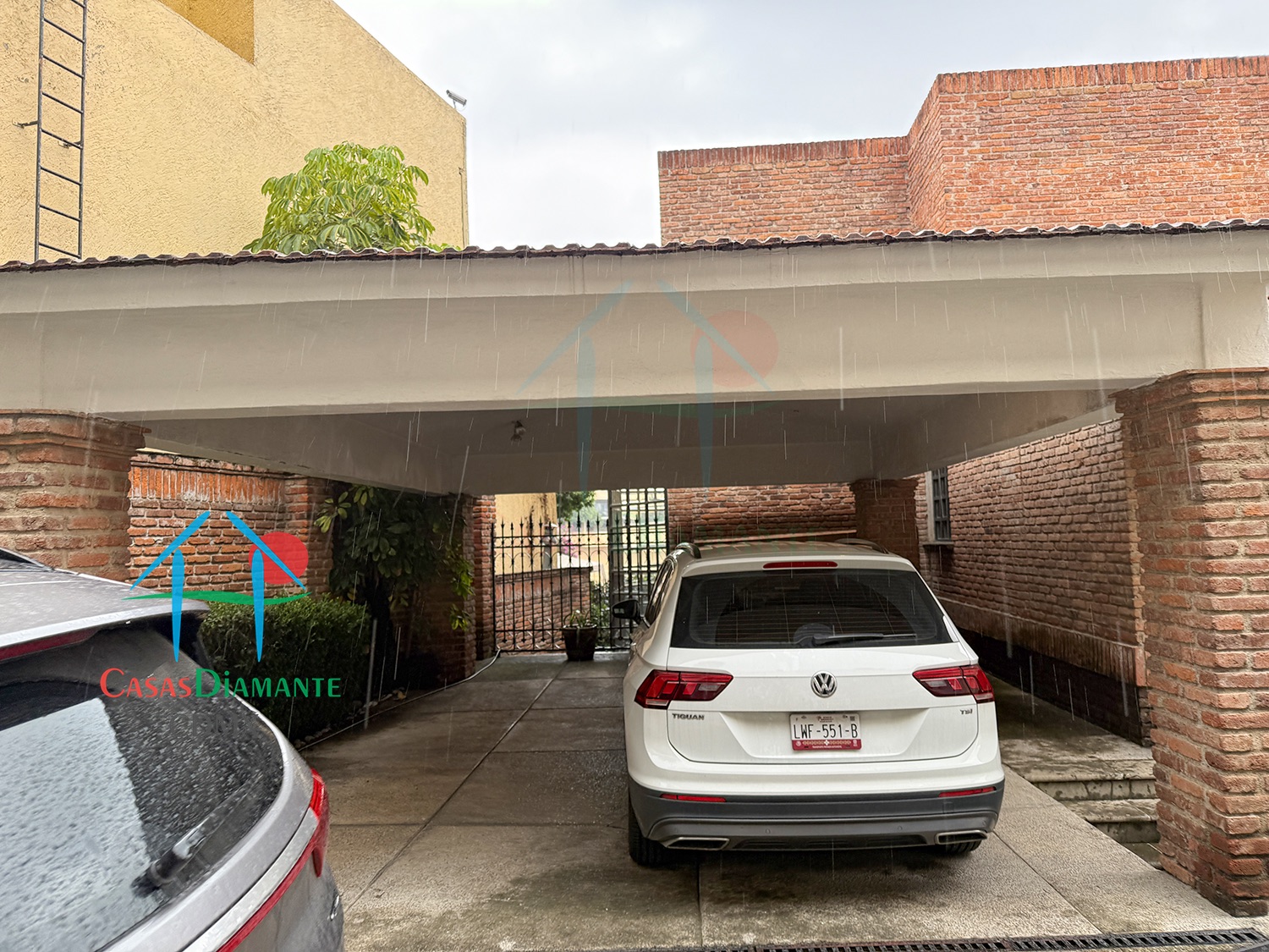 Interlomas Casa Rubén AB - Estacionamiento 1