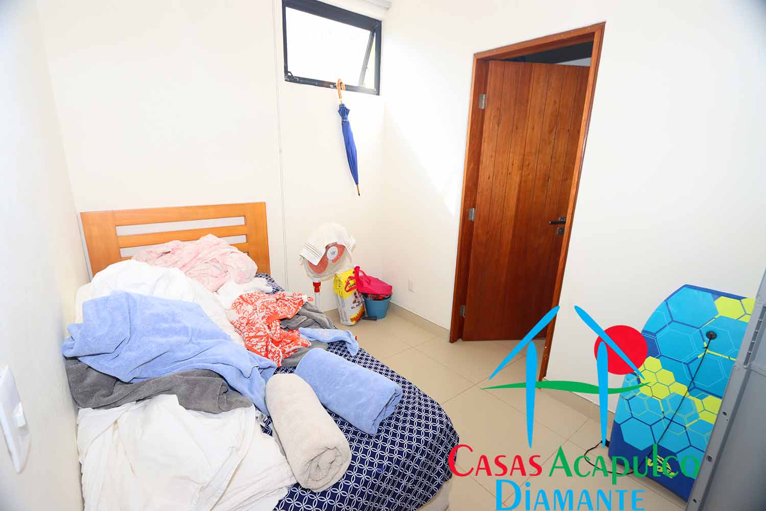 Delta 6 - Cuarto de servicio 1