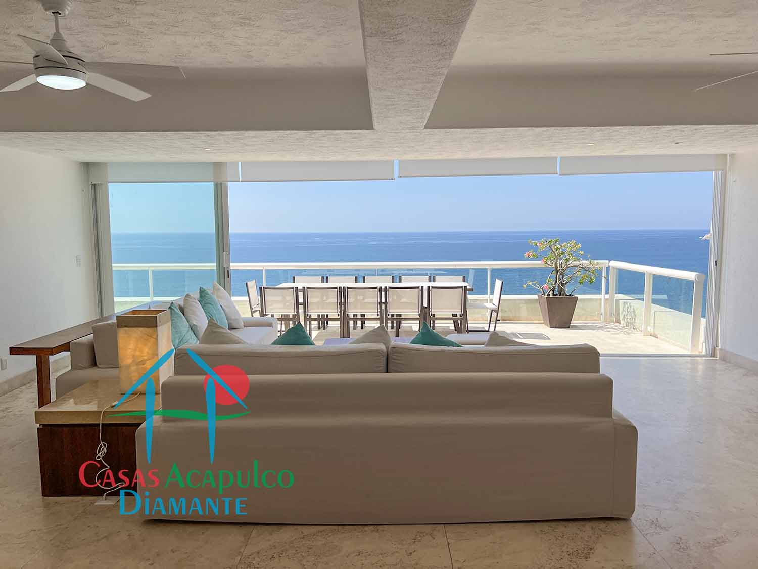 Residencial Playamar Caoba PH 1 - Sala 1
