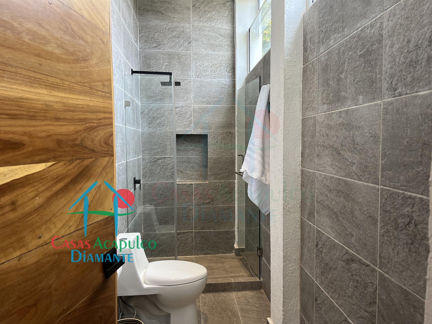 Real Diamante Paseo de las aves 4 - Baño completo de visitas 2
