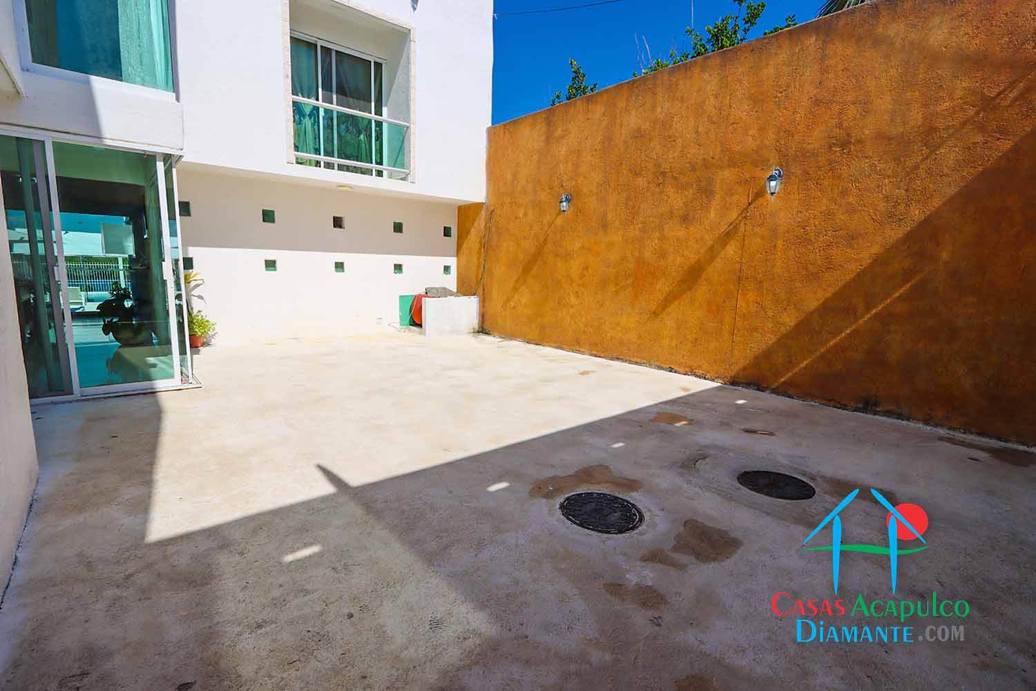 Casa Blanca Playa Encantada - Estacionamiento 1