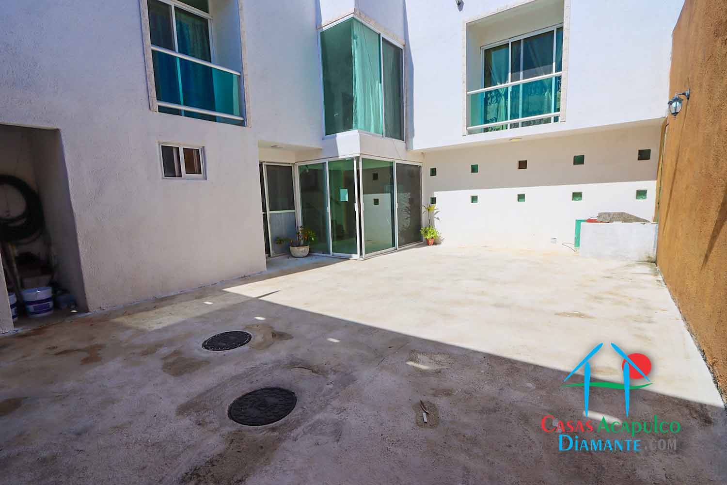 Casa Blanca Playa Encantada - Estacionamiento 2