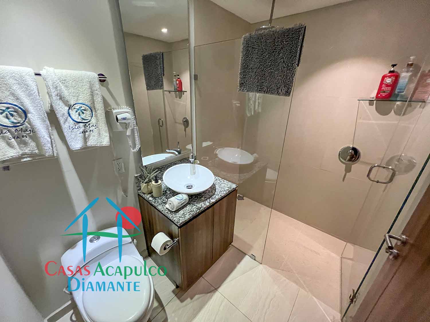 La Isla Java F1 - Baño completo 1