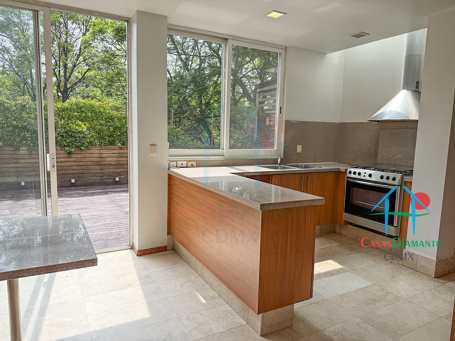 Villa Sauce BC - Cocina 1