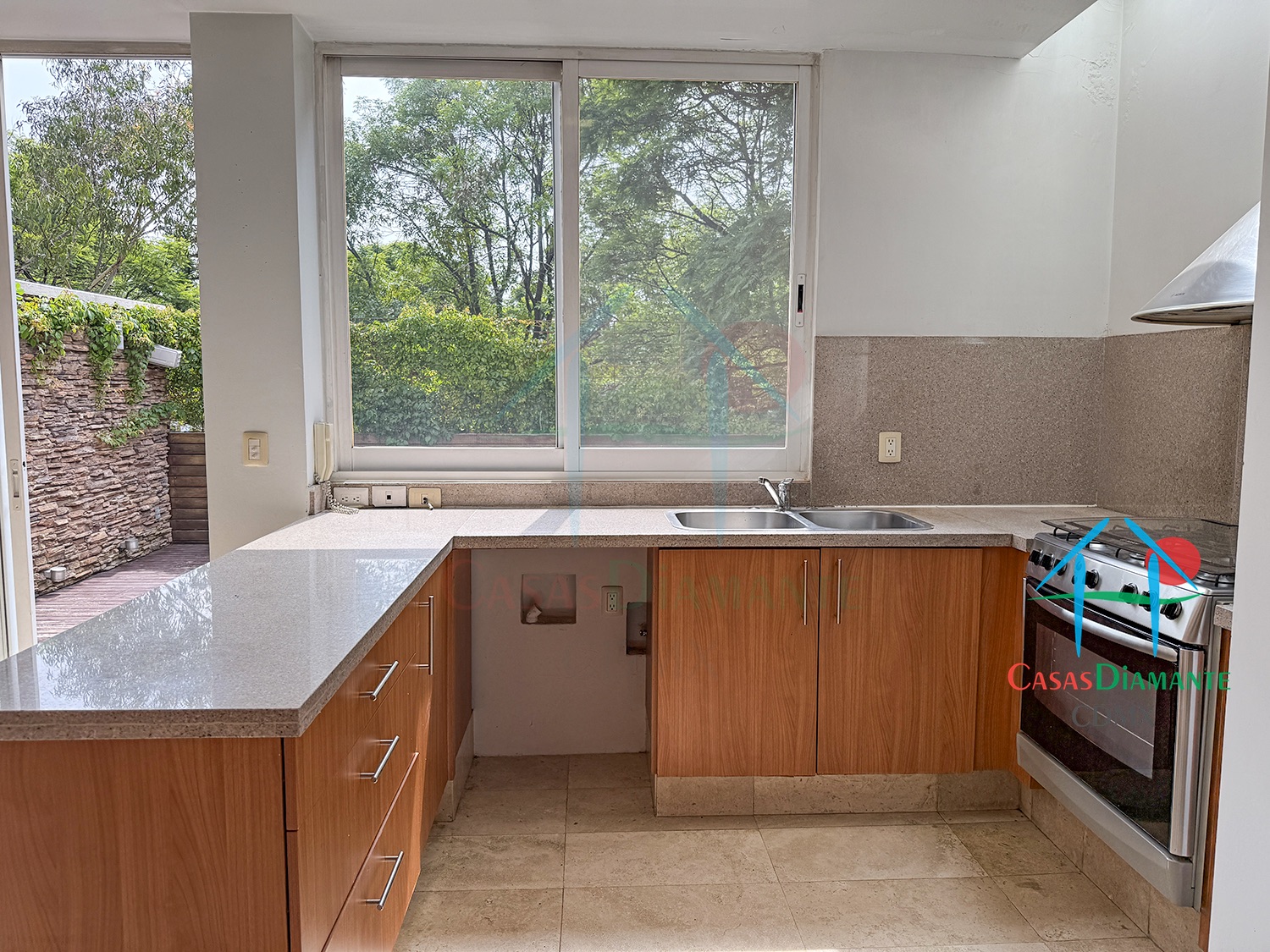 Villa Sauce BC - Cocina 4