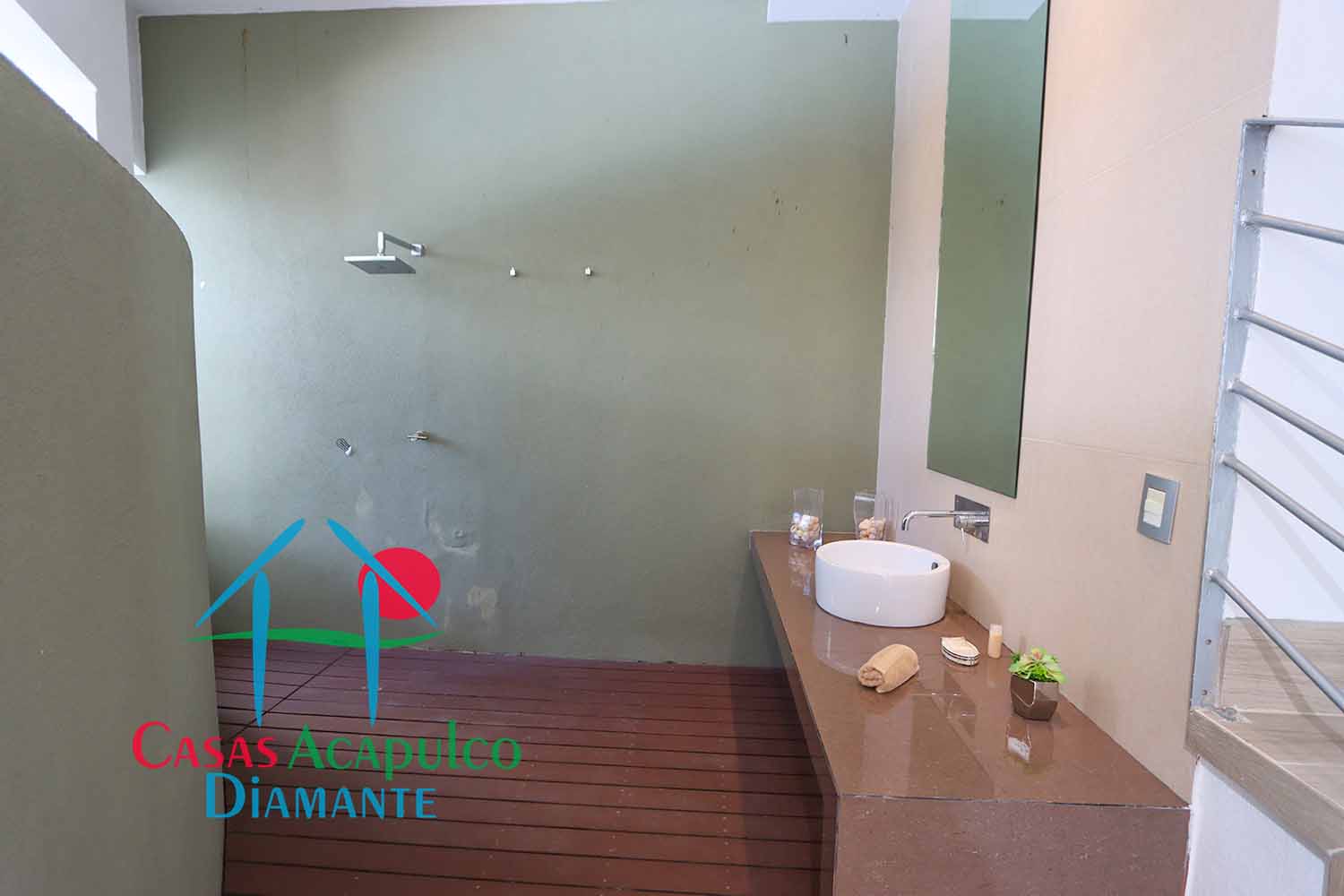 PortaNova 2 - Baño de alberca 1