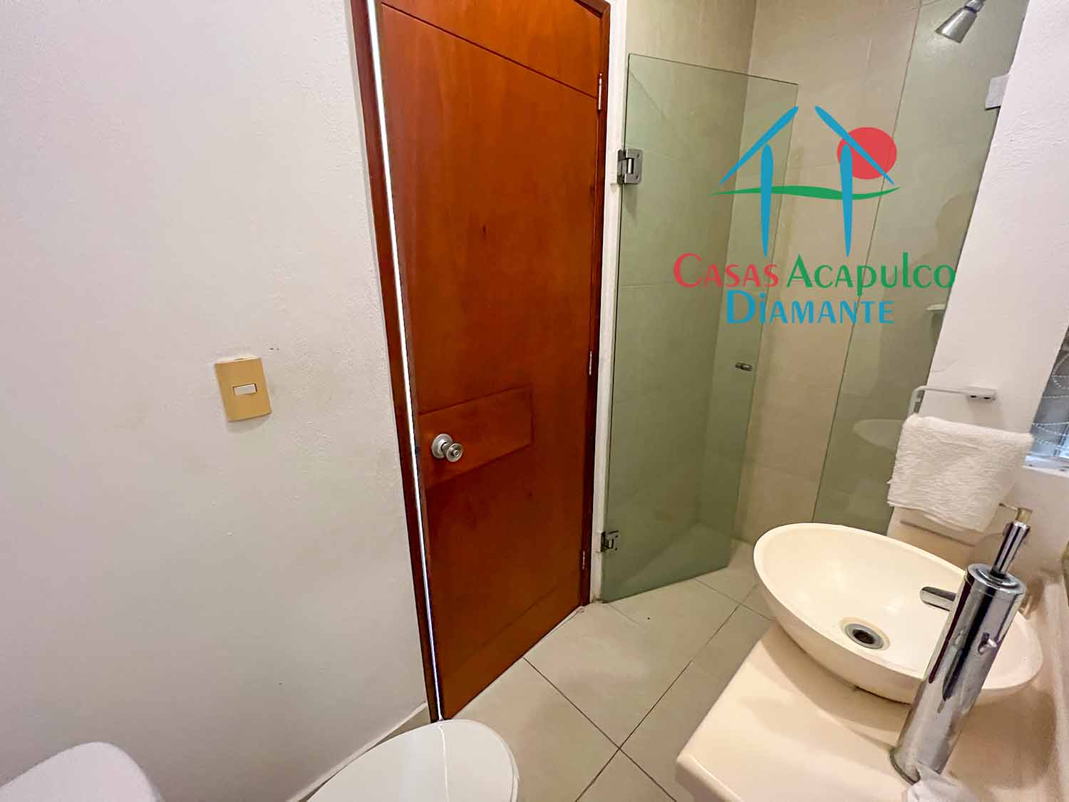 Vindeza residencial A 01 - Baño planta baja 2