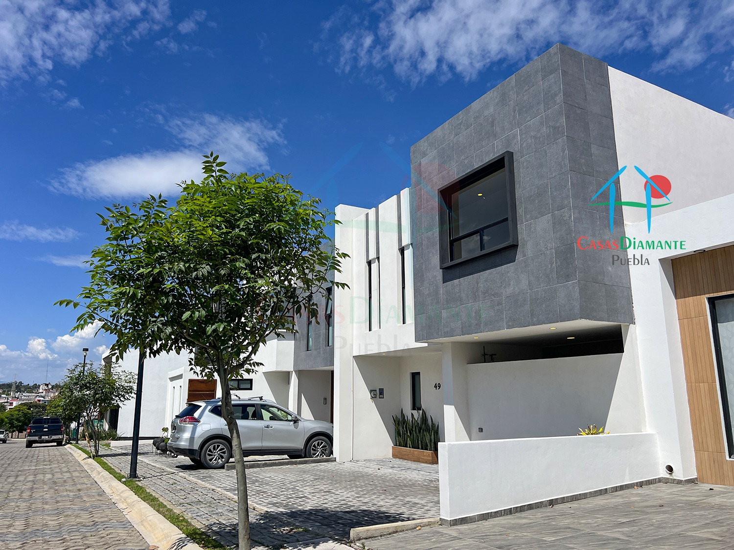 Parque Aguascalientes Casa Hugo DI - Fachada 1