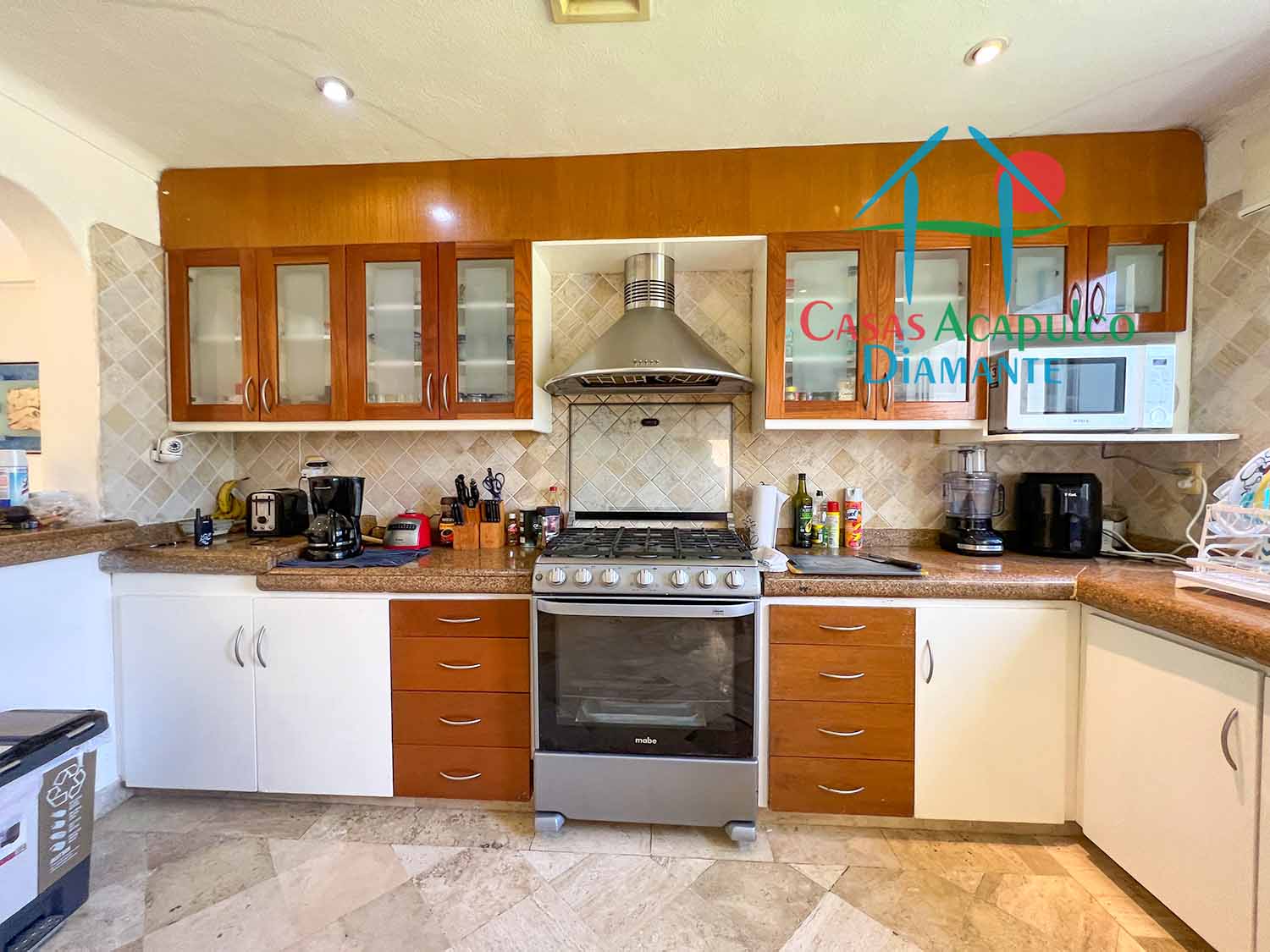 Son Vida Barbados 3 - Cocina 5