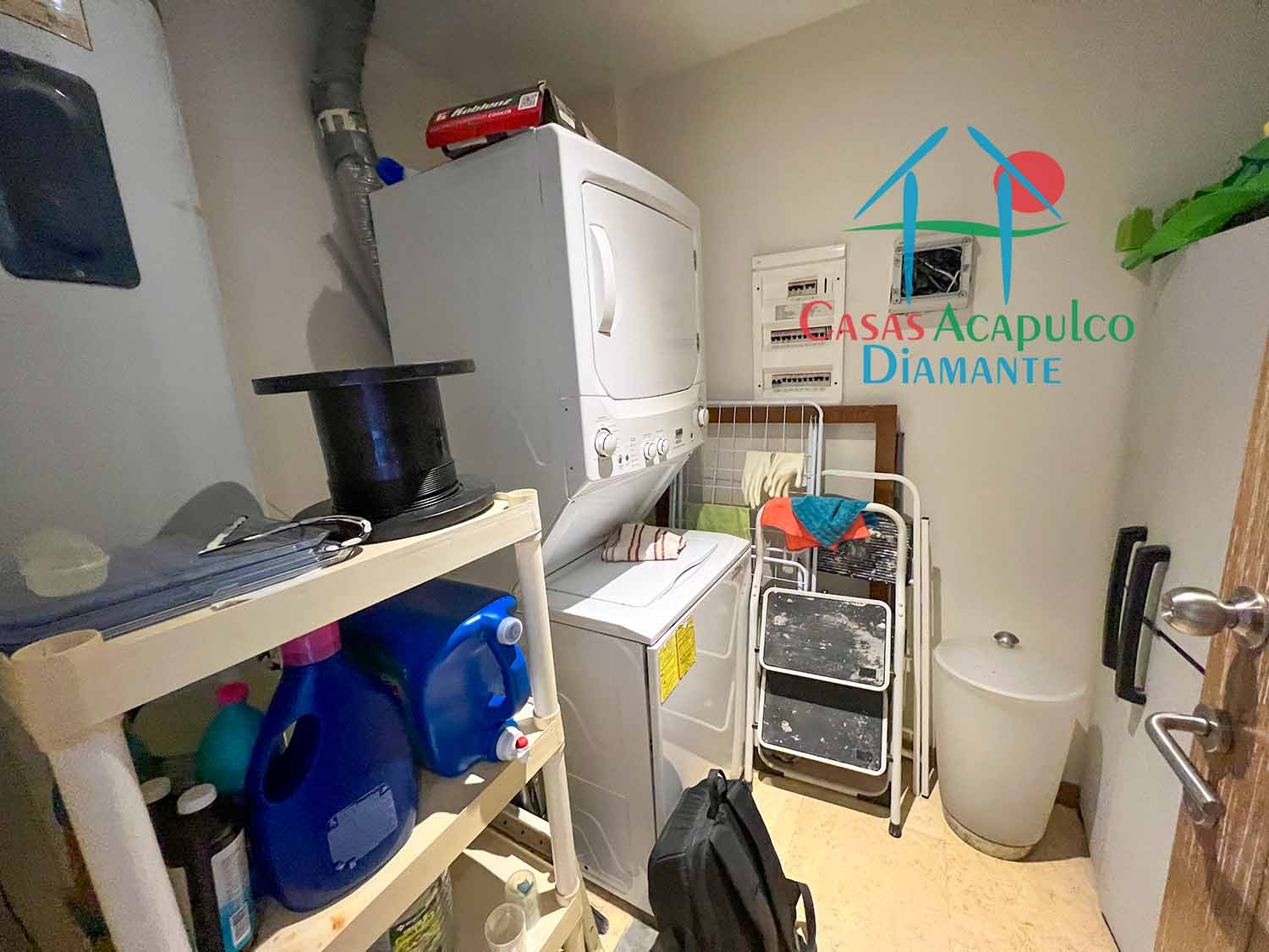 Península Loft 256 - Lavandería 1