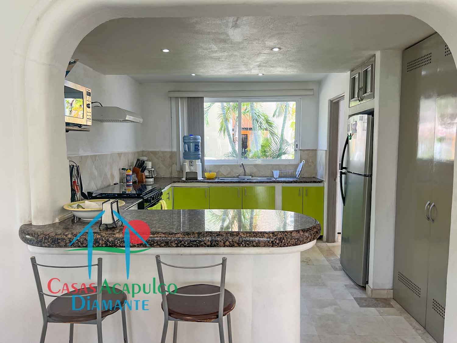 Son Vida Barbados 4 - Cocina 1