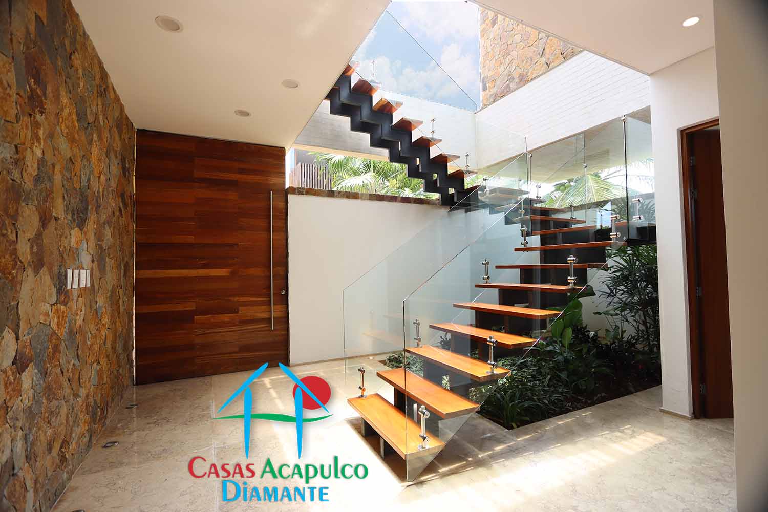 Tres Vidas Villa Palma Estrella - Escaleras interiores 2