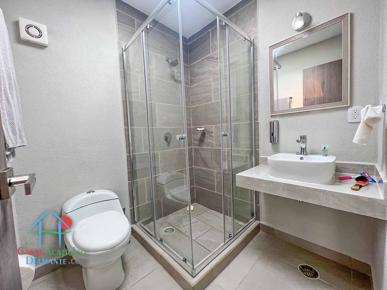 Dream Diamante Corvus Casa 23C - Baño completo 1