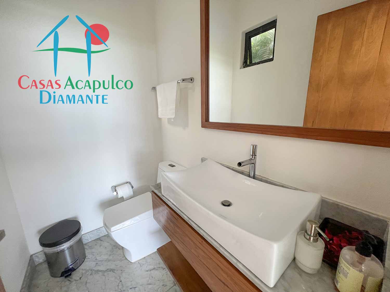 Delta 7 - Baño de visitas 1