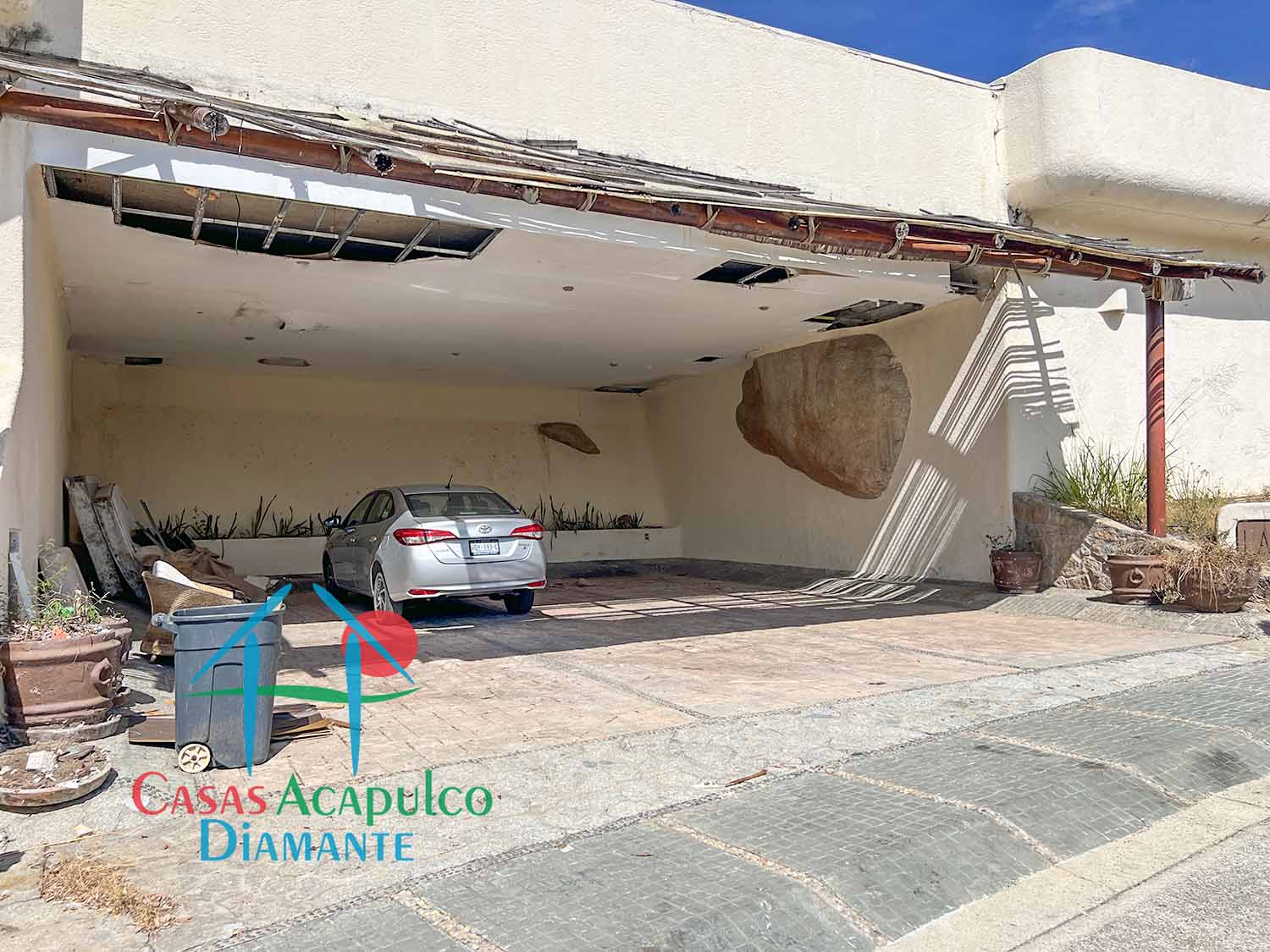La Cima Casa Capadijos - Estacionamiento después de Otis 1