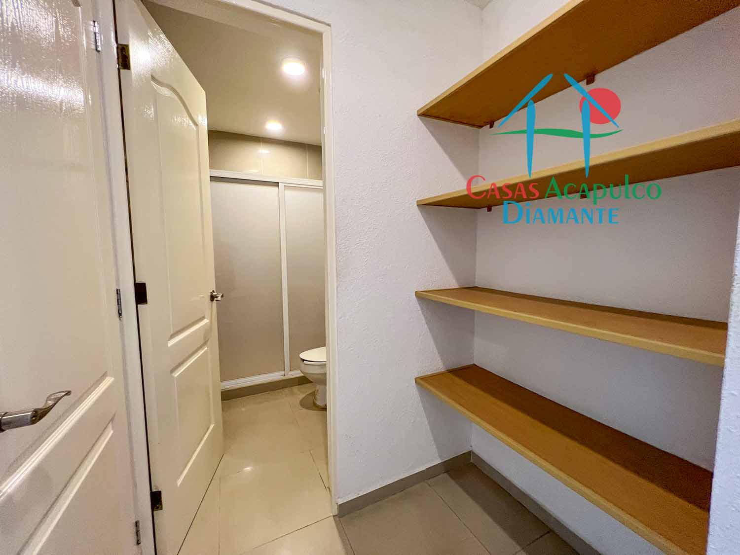 Diamante Lakes Zafiro 225 - Baño completo 2