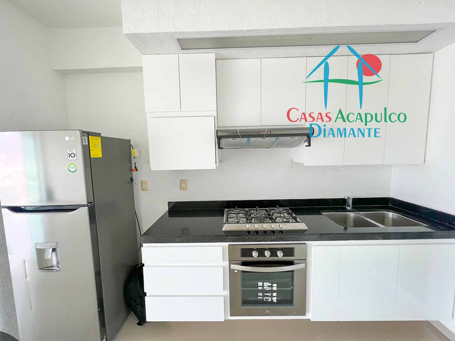 FairView Towers C8 - Cocina 3