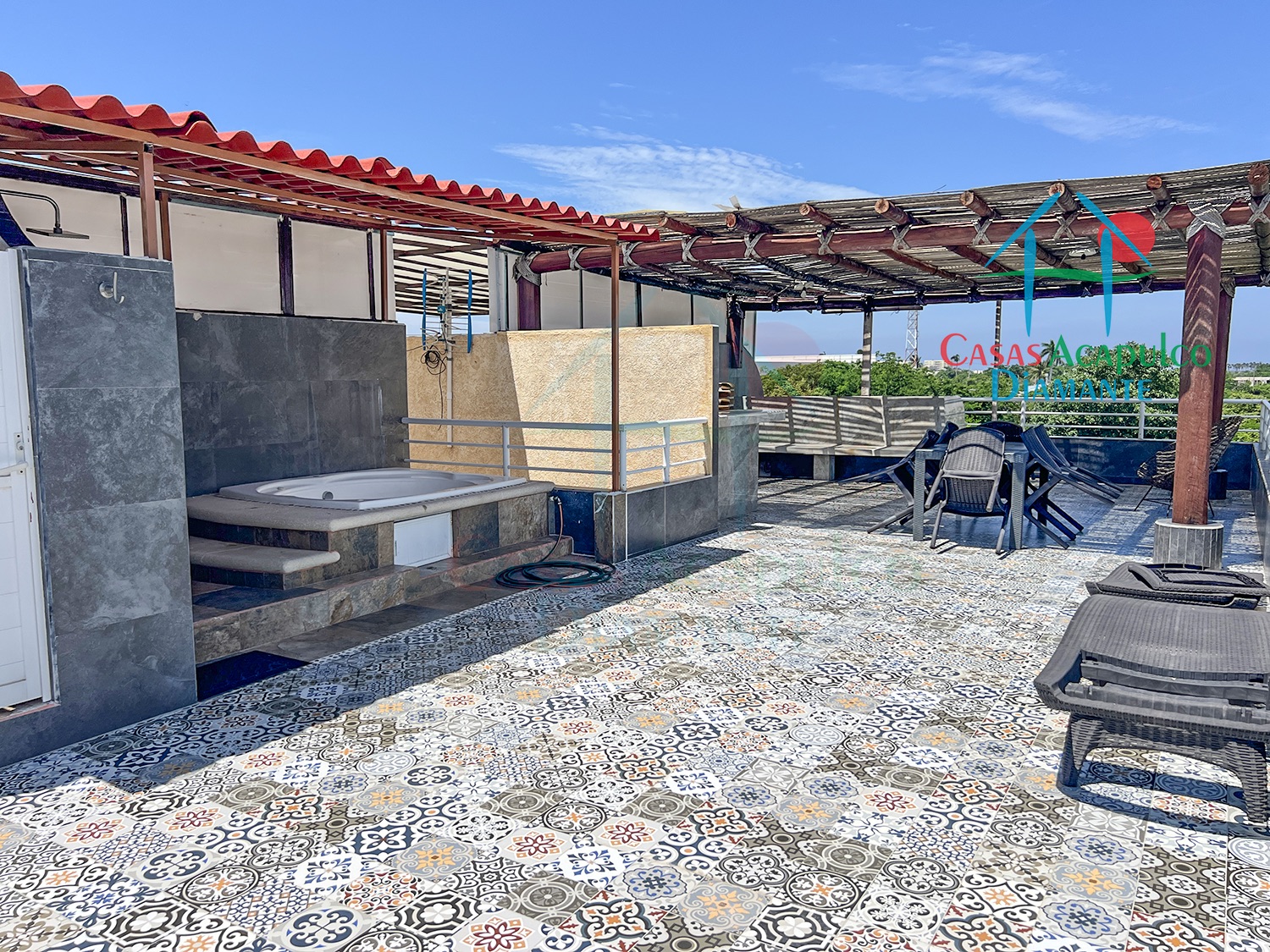 Marina Diamante Optimist E 06 - Roof garden 1