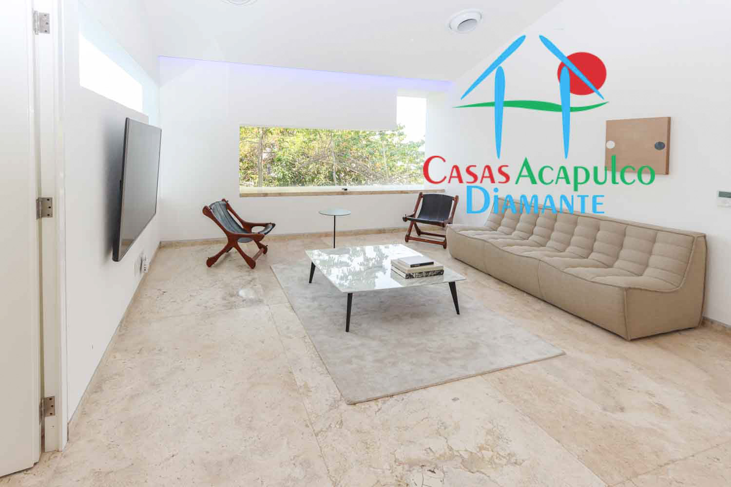 Casa del Cielo - Sala de televisión 2