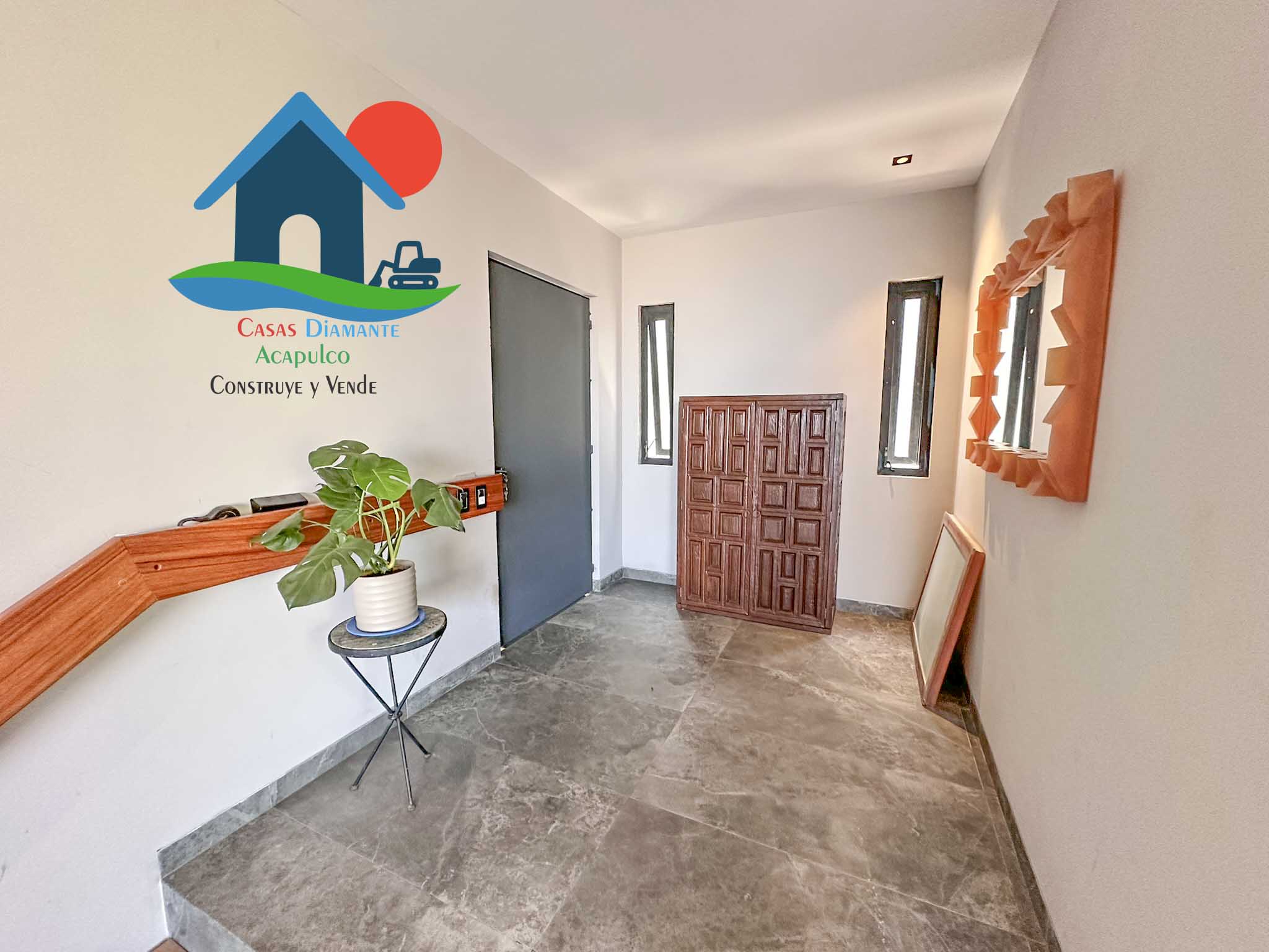 Casa Bruha - Vestíbulo de acceso 1