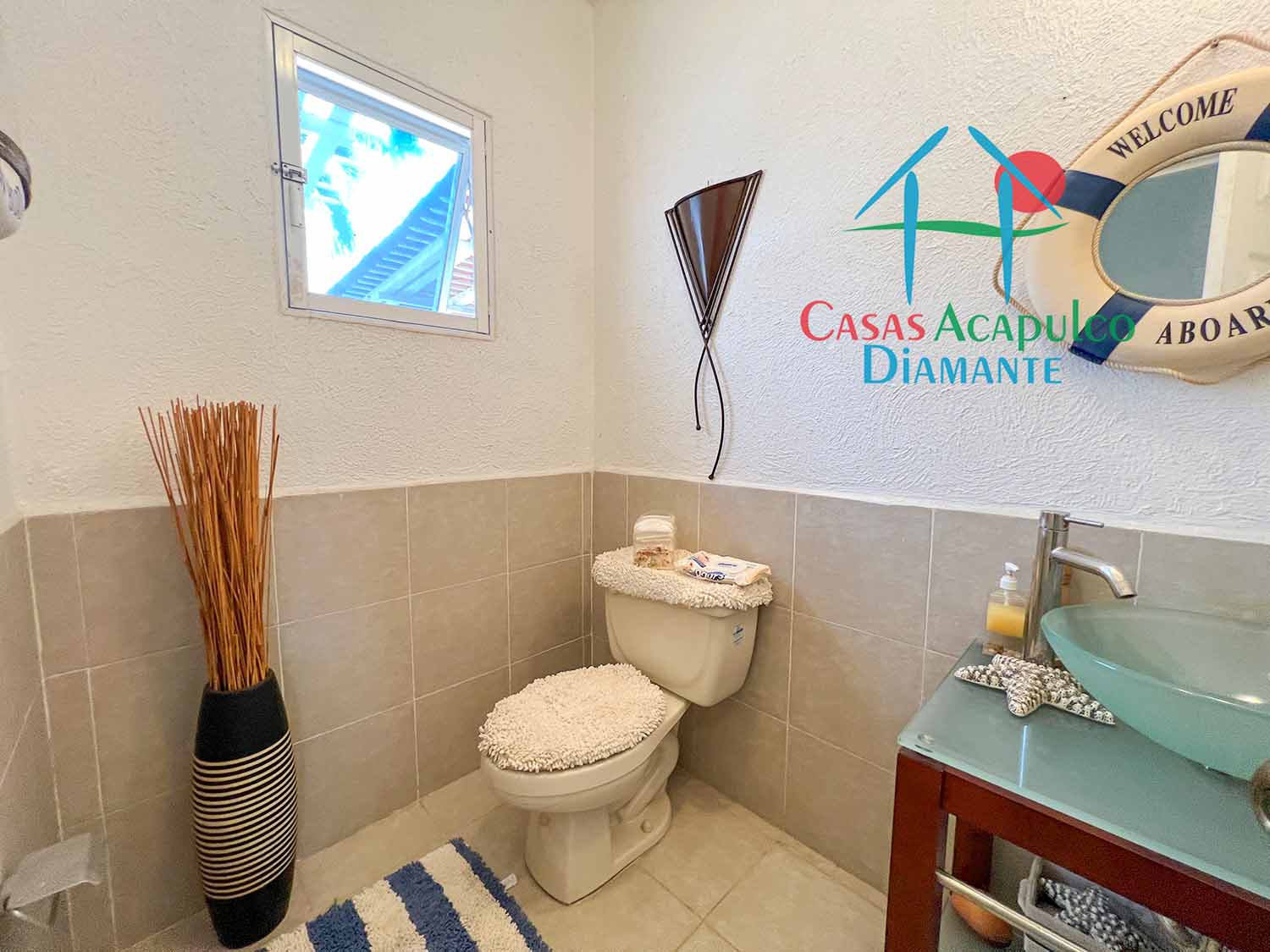 Villas Playa Diamante 115 - Baño de visitas 1