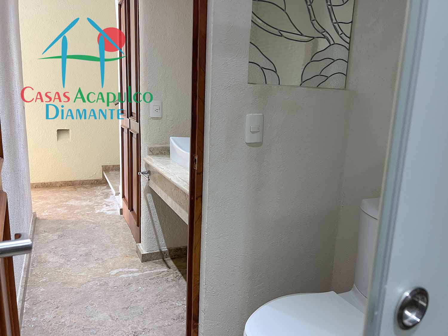 Brisas Diamante villa 78 - Baño completo en estancia 2