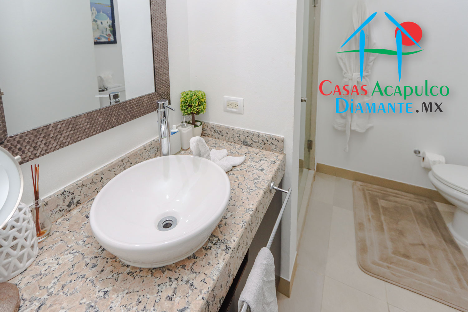 La Isla Gran Caimán 705 - Baño completo 1
