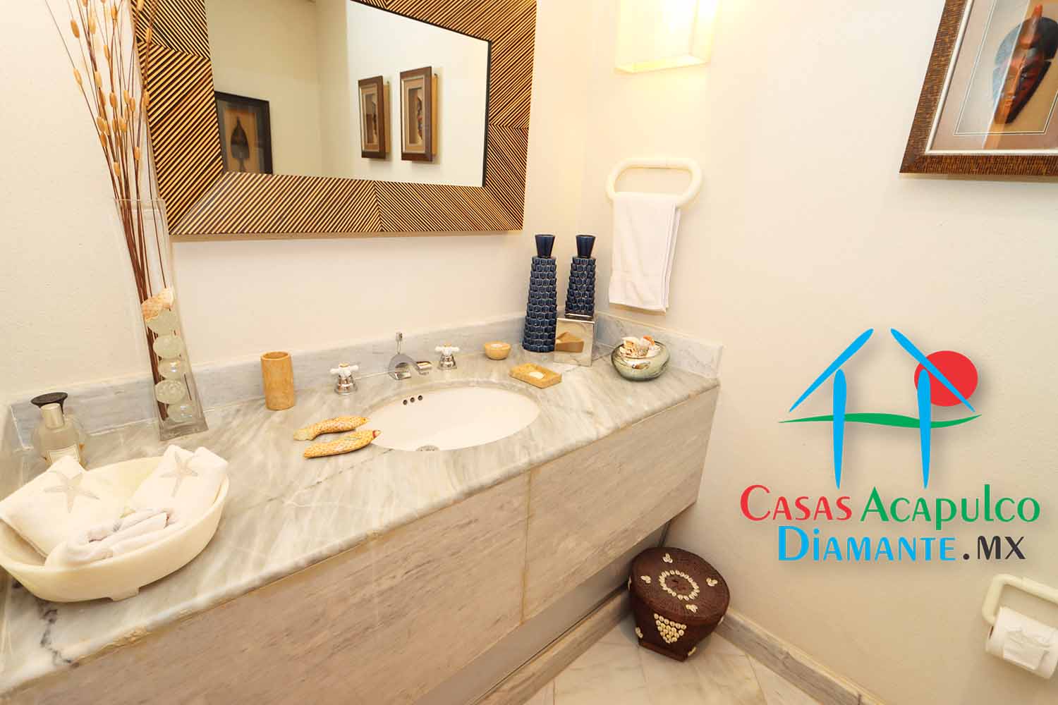 Club Playamar II T2 402 - Baño de visitas 1