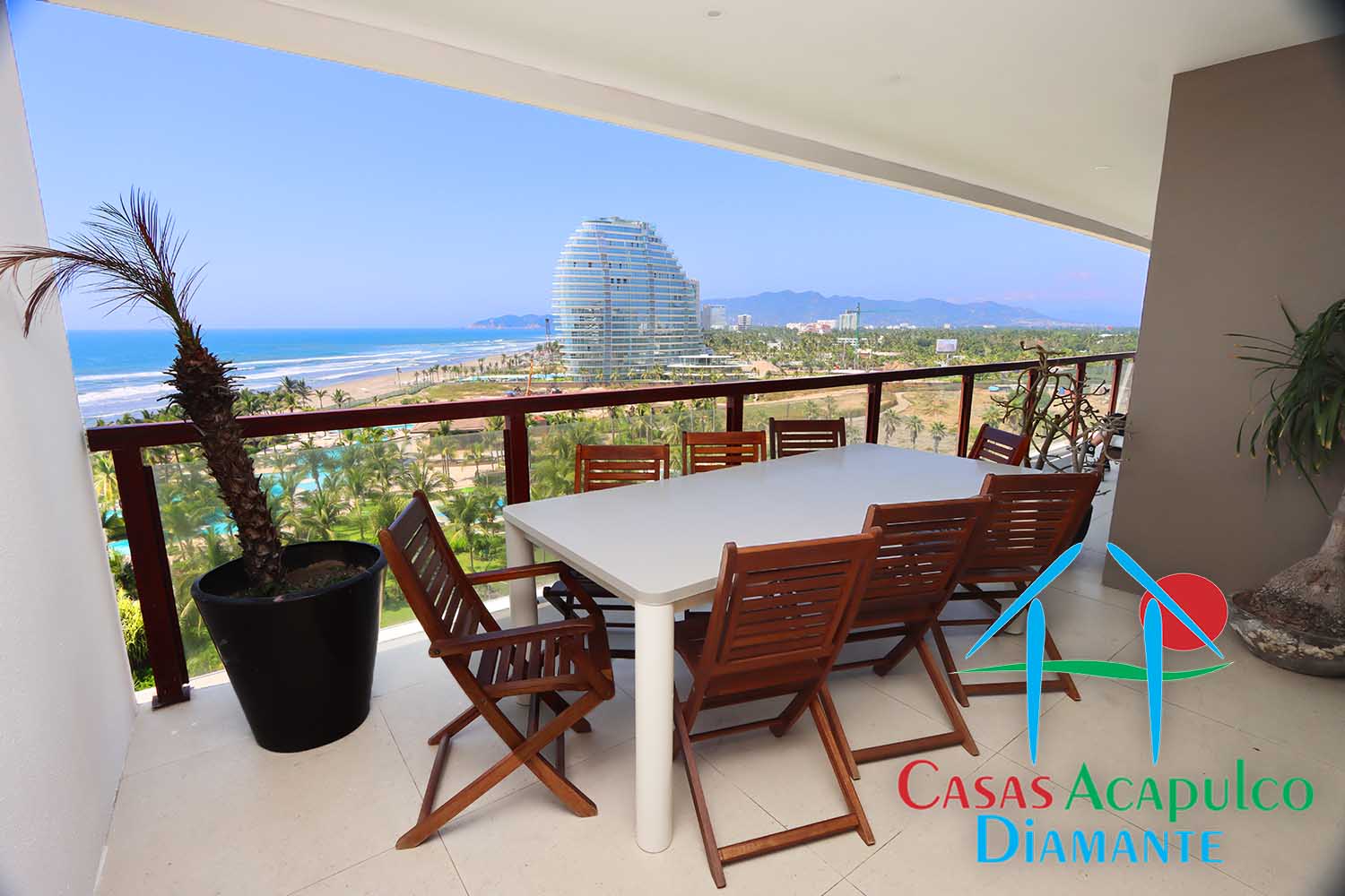 La Isla Bali 803