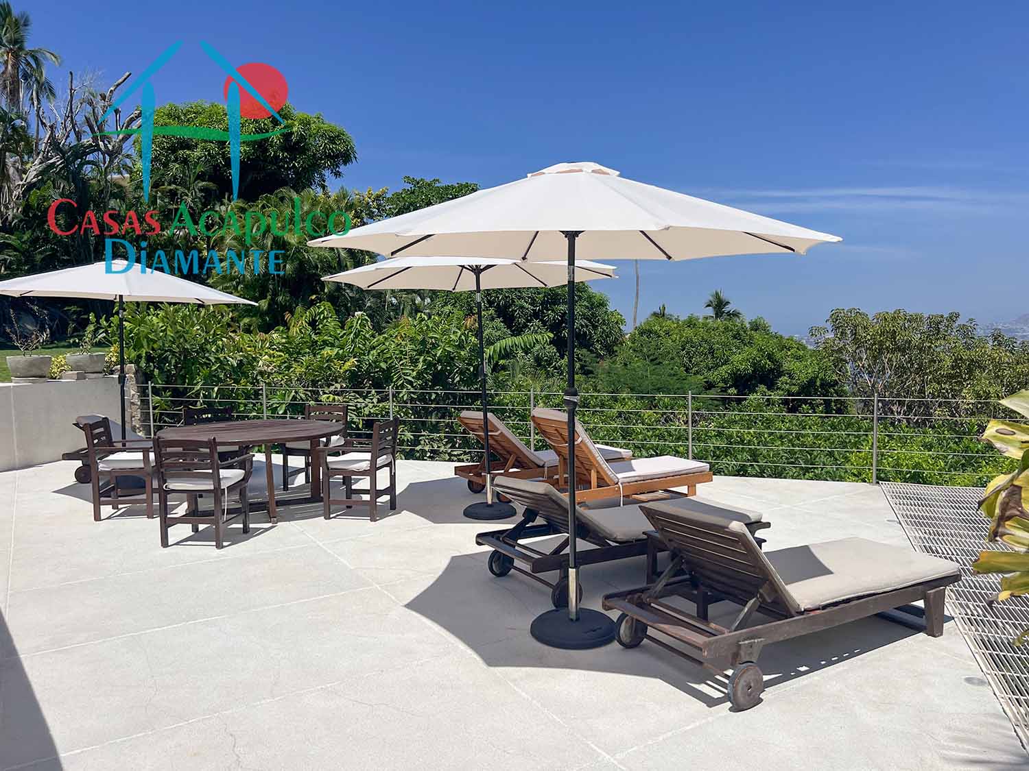 Casa Luna - Jardín y alberca 11